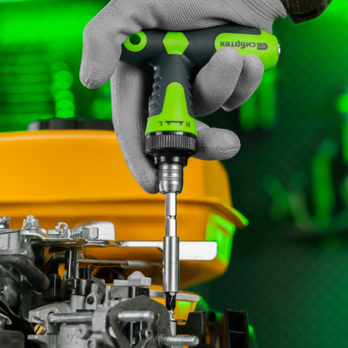 Отвертка Т-образная реверсивная с набором бит, торцевых головок, 33 предмета, CrV Сибртех по ценам производителя в Санкт-Петербурге с доставкой по всей России