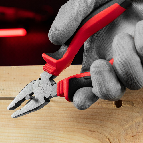 Плоскогубцы комбинированные, 180 мм, хром-ванадий, двухкомпонентные рукоятки Matrix купить в Москве с доставкой по всей России | ProtosMarket.ru