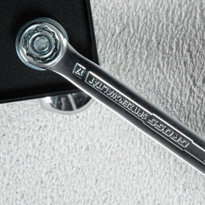 Ключ комбинированный 17 мм, CrV, холодный штамп Gross по ценам производителя в Санкт-Петербурге с доставкой по всей России