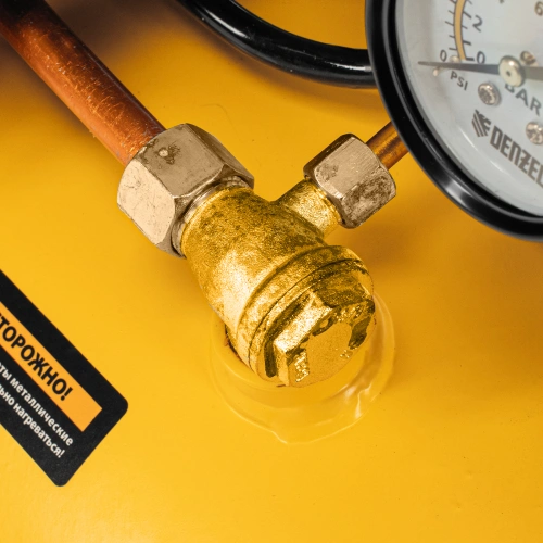 Компрессор воздушный, прямой привод DC1500/50, 1.5 кВт, 50 литров, 220 л/мин Denzel по ценам производителя в Санкт-Петербурге с доставкой по всей России