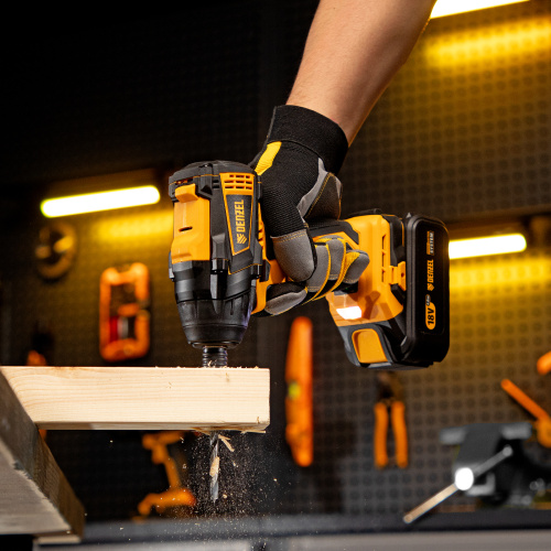 Винтоверт ударный аккумуляторный бесщет CID-IB-200-0, 18В Li-Ion Denzel купить в Москве с доставкой по всей России | ProtosMarket.ru