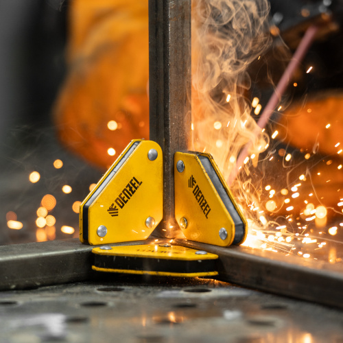 Набор из 4 магнитных фиксаторов для сварочных работ Denzel по ценам производителя в Санкт-Петербурге с доставкой по всей России