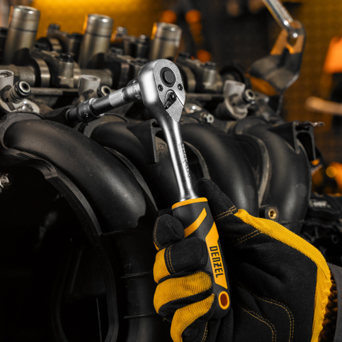 Ключ-трещотка 3/8", 90 зубьев, с быстрым сбросом, CrV Denzel купить в Москве с доставкой по всей России | ProtosMarket.ru