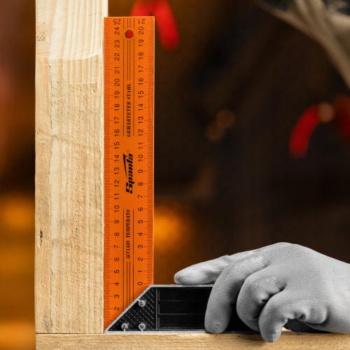 Угольник, 250 мм, металлический Sparta по ценам производителя в Санкт-Петербурге с доставкой по всей России