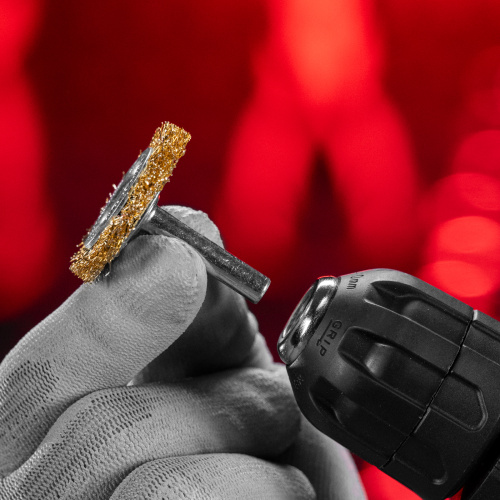 Щетка для дрели, 40 мм, плоская со шпилькой, латунированная витая проволока Matrix по ценам производителя в Санкт-Петербурге с доставкой по всей России