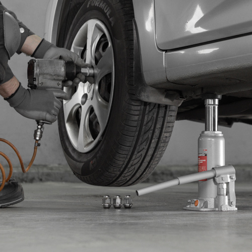 Домкрат гидравлический бутылочный, 6 т, h подъема 216-413 мм Matrix по ценам производителя в Санкт-Петербурге с доставкой по всей России