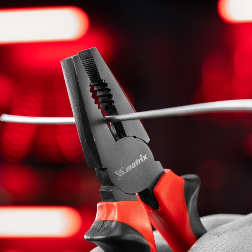 Плоскогубцы комбинированные Black Nickel, 160 мм, двухкомпонентные рукоятки Matrix купить в Москве с доставкой по всей России | ProtosMarket.ru