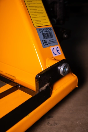 Тележка гидравлическая с решеткой 2500 кг 1150 мм полиуретановые колеса XILIN BFR по ценам производителя в Санкт-Петербурге с доставкой по всей России