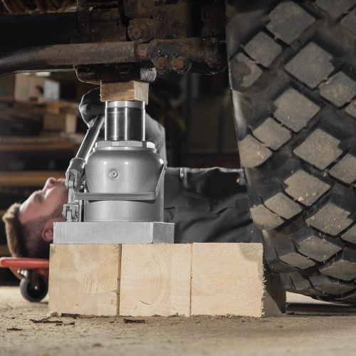 Домкрат гидравлический бутылочный, 50 т, высота подъема 240-370 мм Matrix по ценам производителя в Санкт-Петербурге с доставкой по всей России