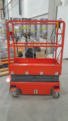 Подъемник ножничный передвижной 240 кг 3/5 м TOR GTJY DC аккумуляторный по ценам производителя в Санкт-Петербурге с доставкой по всей России