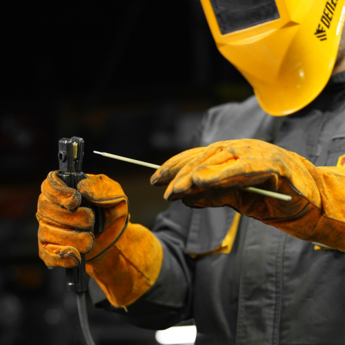 Электроды DER-46 Goldline, диам. 3 мм, 1 кг, рутил-целлюлозное покрытие Denzel по ценам производителя в Санкт-Петербурге с доставкой по всей России