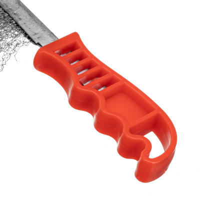 Щетка металлическая фосфатированная, пластиковая ручка Matrix по ценам производителя в Санкт-Петербурге с доставкой по всей России