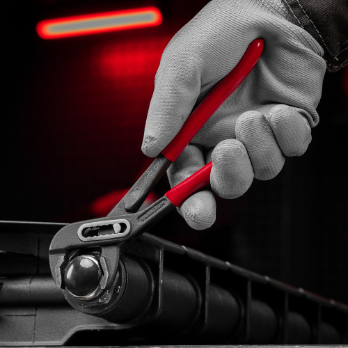 Клещи переставные 180 мм, хром-ванадий, обливные рукоятки Matrix по ценам производителя в Санкт-Петербурге с доставкой по всей России