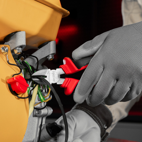 Бокорезы, 180 мм, хром-ванадий, двухкомпонентные рукоятки Matrix по ценам производителя в Санкт-Петербурге с доставкой по всей России