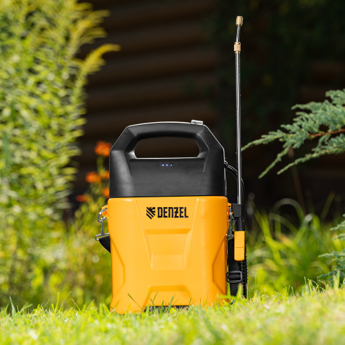 Опрыскиватель аккумуляторный D-5LI, 5 л, Li-Ion акк., 12 В, 2 Ач Denzel купить в Москве с доставкой по всей России | ProtosMarket.ru