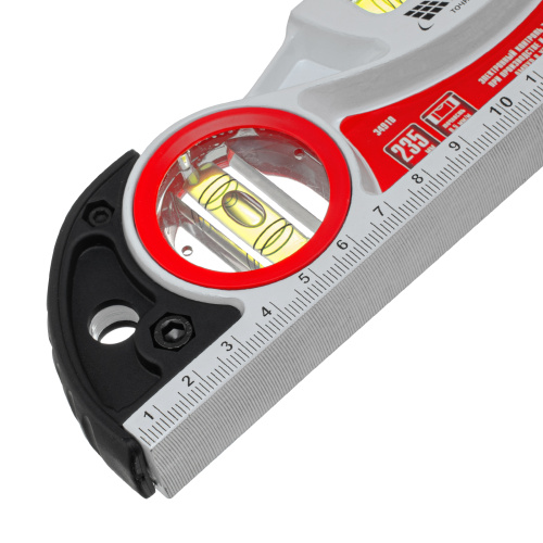 Уровень алюминиевый литой, фрезерованный, 3 глазка, две ударные площадки, 235 мм Matrix по ценам производителя в Санкт-Петербурге с доставкой по всей России