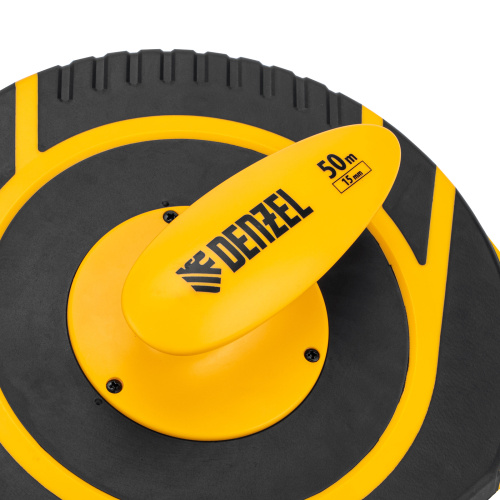 Рулетка геодезическая 50 м х 15 мм, закрытый корпус, фиберглассовая лента Denzel купить в Москве с доставкой по всей России | ProtosMarket.ru