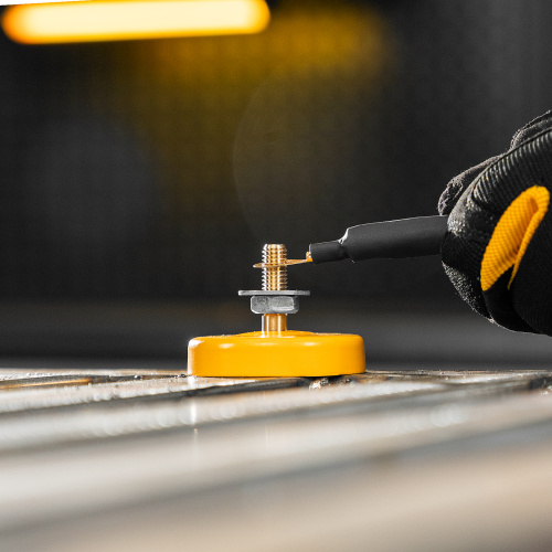 Клемма магнитная "масса" для сварочных работ Denzel по ценам производителя в Санкт-Петербурге с доставкой по всей России