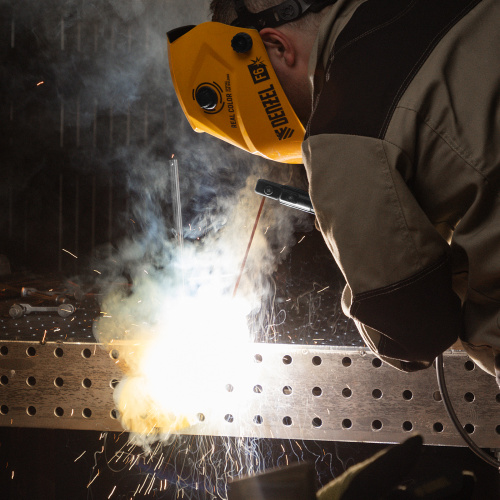 Аппарат инвертор. дуговой сварки DM-220 Standart, 220 А, ПВ 60% Denzel по ценам производителя в Санкт-Петербурге с доставкой по всей России