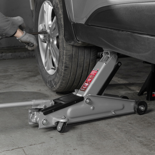 Домкрат гидравлический подкатный, 3 т, высота подъема 130-410 мм Matrix по ценам производителя в Санкт-Петербурге с доставкой по всей России