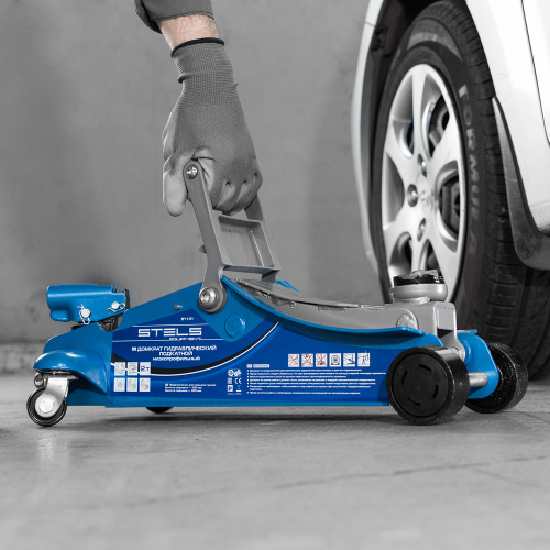 Домкрат гидравлический подкатной, поворотная рукоятка, 2 т, Low Profile, 100-350 мм Stels по ценам производителя в Санкт-Петербурге с доставкой по всей России