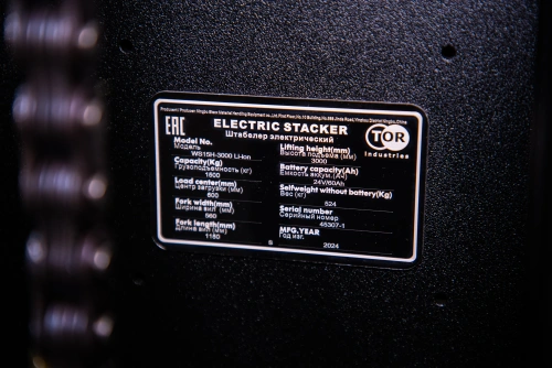 Штабелер самоходный 1,5 т 3,0 м TOR WS15H-3000SC PRO Li-ion 24/60 В/Ач контр. скорости подъема по ценам производителя в Санкт-Петербурге с доставкой по всей России