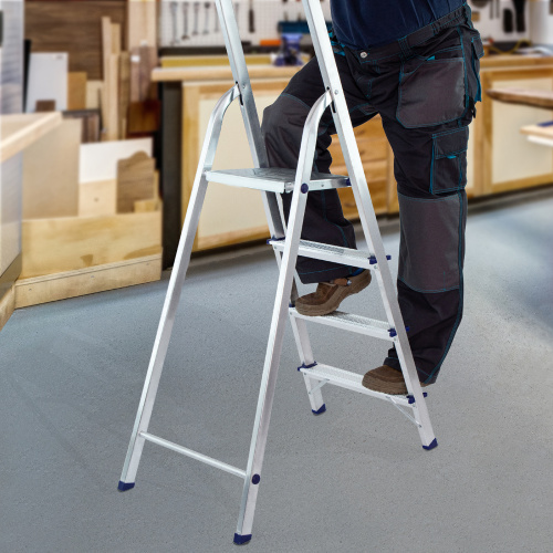 Стремянка усиленная, 4 ступени, алюминиевая, MTX по ценам производителя в Санкт-Петербурге с доставкой по всей России