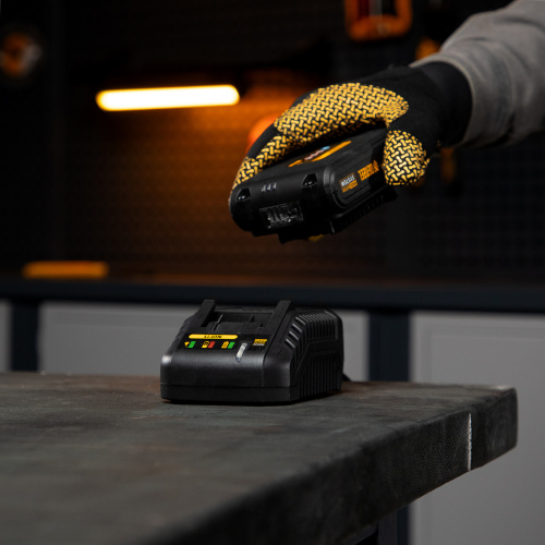 Устройство зарядное для аккумуляторов IBC-18-2.3, Li-Ion, 18 В, 2.3 А Denzel по ценам производителя в Санкт-Петербурге с доставкой по всей России