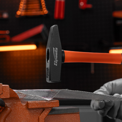 Молоток слесарный, 400 г, фибергласовая обрезиненная рукоятка Sparta купить в Москве с доставкой по всей России | ProtosMarket.ru