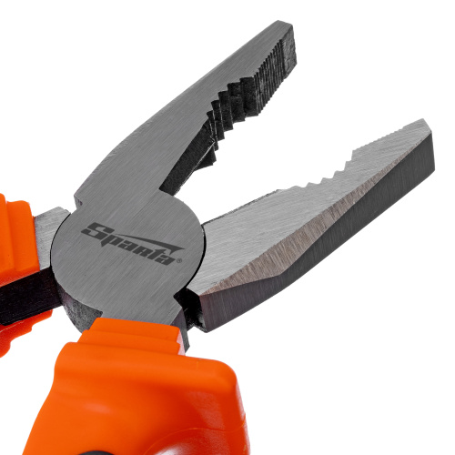 Плоскогубцы комбинированные Comfort, 200 мм, шлифованные, двухкомпонентные рукоятки Sparta купить в Москве с доставкой по всей России | ProtosMarket.ru