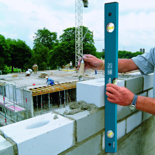 Уровень алюминиевый усиленный, 600 мм, 3 глазка Gross купить в Москве с доставкой по всей России | ProtosMarket.ru