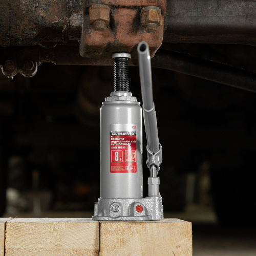 Домкрат гидравлический бутылочный, 8 т, высота подъема 230-457 мм Matrix по ценам производителя в Санкт-Петербурге с доставкой по всей России
