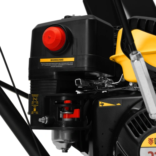 Бензиновая снегоуборочная машина SBM 610, 212 cc, ручной старт, фара Denzel купить в Москве с доставкой по всей России | ProtosMarket.ru