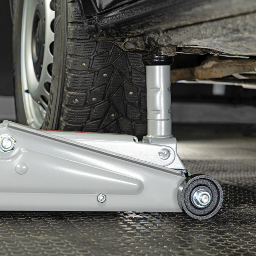 Домкрат гидравлический подкатной, 3 т, высота подъема 150-530 мм Matrix по ценам производителя в Санкт-Петербурге с доставкой по всей России