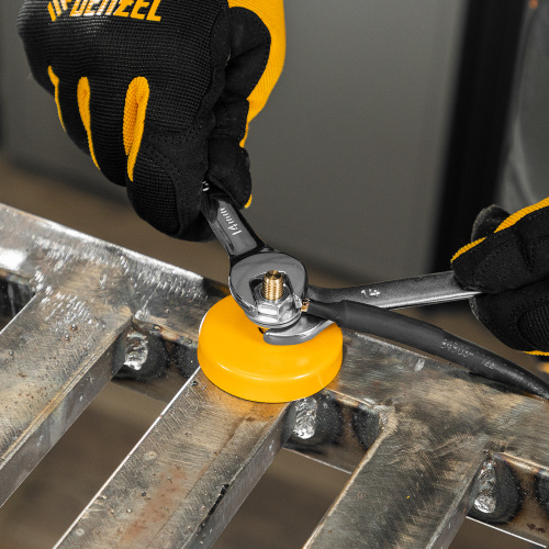 Клемма магнитная "масса" для сварочных работ Denzel по ценам производителя в Санкт-Петербурге с доставкой по всей России