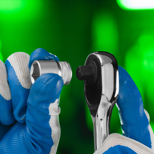 Ключ-трещотка 3/8", 45 зубьев, с быстрым сбросом, CrV, хром Сибртех по ценам производителя в Санкт-Петербурге с доставкой по всей России