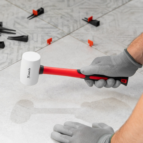 Киянка резиновая, 225 г, белая резина, фибергласовая рукоятка Matrix купить в Москве с доставкой по всей России | ProtosMarket.ru