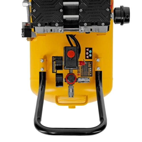 Компрессор безмасляный, малошумный DLS 1800/100,1800 Вт, 3x600, 100 л, 345 л/мин Denzel по ценам производителя в Санкт-Петербурге с доставкой по всей России