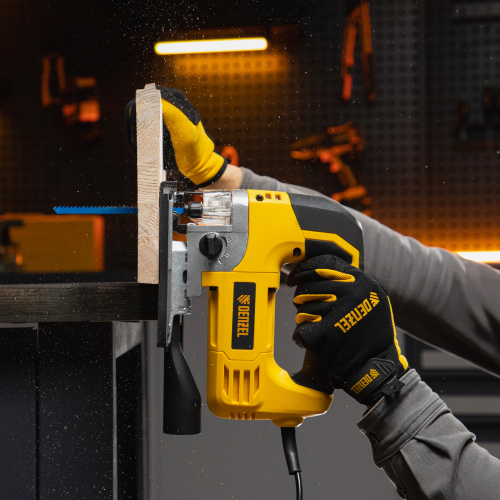 Лобзик электрический JS-110, 750 Вт, 110 мм Denzel купить в Москве с доставкой по всей России | ProtosMarket.ru