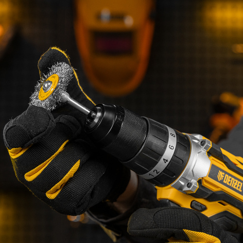 Набор щеток для дрели, 5 Плоских 25-38-50-63-75 мм, шпилька, нерж. вит. проволока Denzel по ценам производителя в Санкт-Петербурге с доставкой по всей России