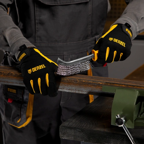 Щетка металлическая с пластмассовой ручкой, нержавеющая проволока DENZEL по ценам производителя в Санкт-Петербурге с доставкой по всей России