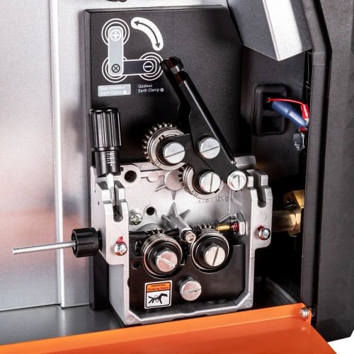 Сварочный полуавтомат SAGGIO MIG 200-S DP LCD PFC по ценам производителя в Санкт-Петербурге с доставкой по всей России