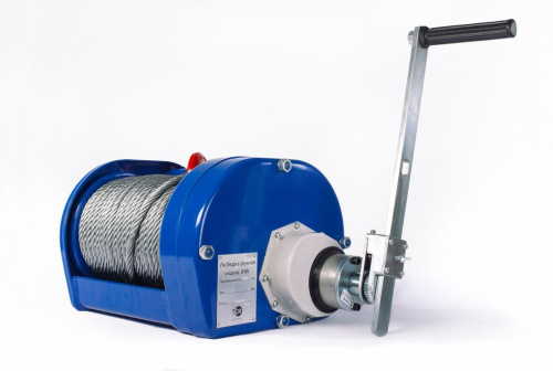 Лебедка ручная барабанная с тросом 2000кг  40м с храповым механизмом TOR JHW по ценам производителя в Санкт-Петербурге с доставкой по всей России