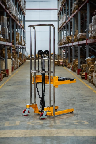 Штабелер гидравлический 0,4 т 1,5 м TOR PF4150R для рулонов по ценам производителя в Санкт-Петербурге с доставкой по всей России