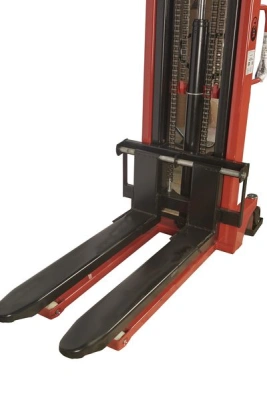 Штабелер гидравлический 2,0 т 2,0 м TOR CTY-EH с раздвижными вилами по ценам производителя в Санкт-Петербурге с доставкой по всей России