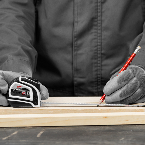 Рулетка Autostop,3 м х 16 мм,двухкомпонентный корпус,автоматическая фиксация,Pro Matrix по ценам производителя в Санкт-Петербурге с доставкой по всей России