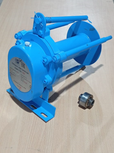 Редуктор подъема с барабаном для лебедок KCD 300 кг 70 м 220V по ценам производителя в Санкт-Петербурге с доставкой по всей России