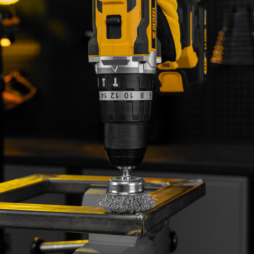 Набор щеток для дрели, 1 Плоская 50мм, 2 Чашки 25-50мм, шпилька, нерж. вит. проволока Denzel по ценам производителя в Санкт-Петербурге с доставкой по всей России