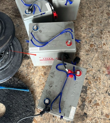 Набор аккумуляторов (GEL) 6/220 В/Ач (330х160х220 х 4шт)  для COMFORT 100