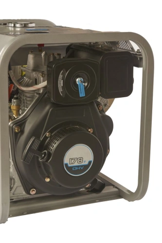 Генератор дизельный 2,8 кВт 220В 15 л с электростартером TOR KM3000D по ценам производителя в Санкт-Петербурге с доставкой по всей России